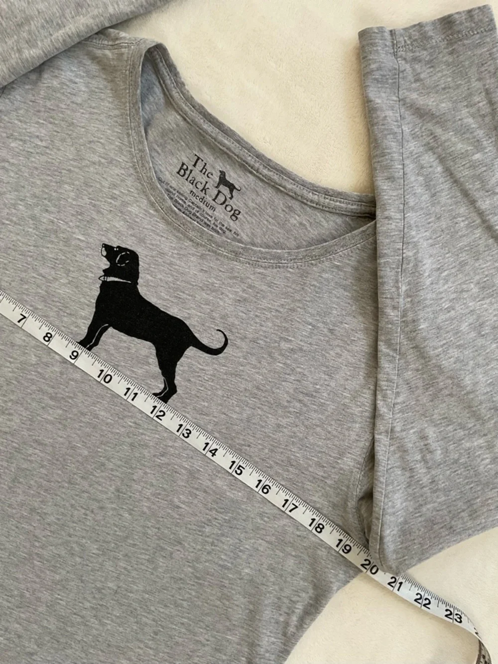 The Black Dog Long Sleeve Tee Gray Logo Graphic Shirt Medium Coastal Preppy